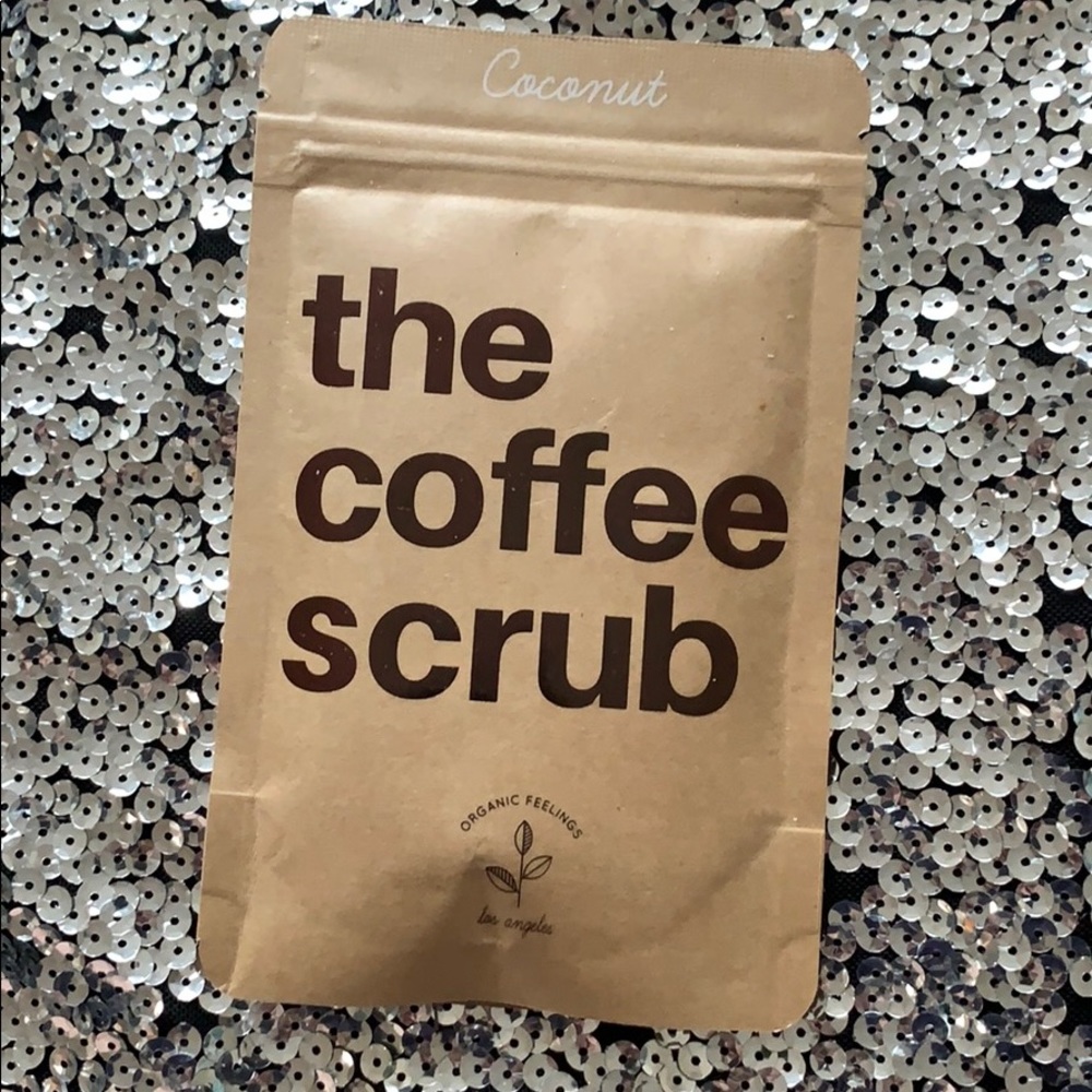 🌈2/30🌈THE COFFEE SCRUB Coconut body scrub